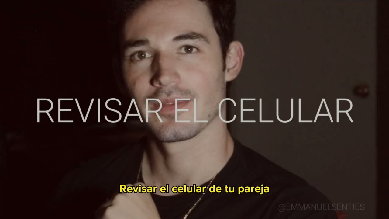 cuando el celular es más importante que la pareja