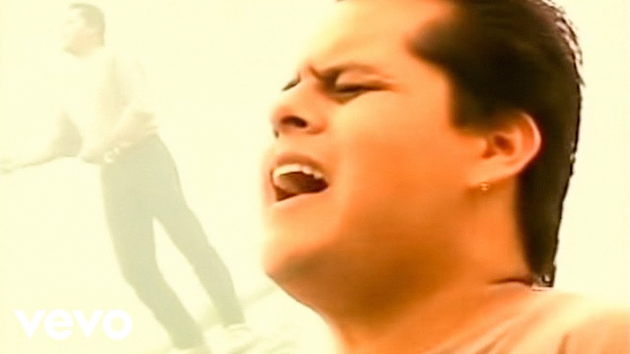 q solo estoy aqui y me hace tanto daño